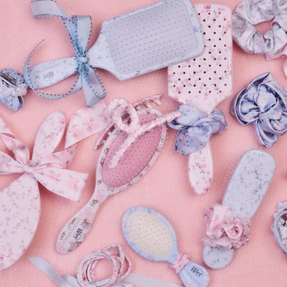 Goody x LoveShackFancy Ruffle Bow Hair Clip -‎ Everblooming Rosettes - Picture 11 of 13